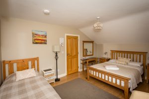 The Ummera Suite – Twin + Single Room
